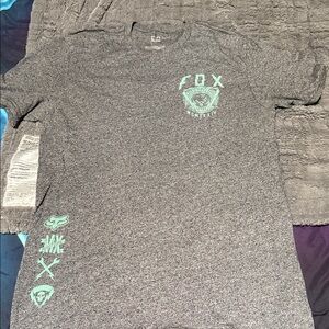 Fox Men's Heather Gray T-Shirt with Mint Accents